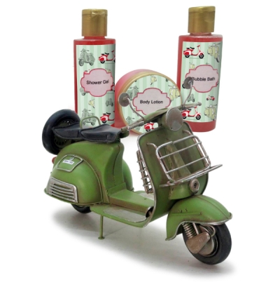 perfumeria-bdeo-ideas-regalo-set-bano-regalo-vespa-verde